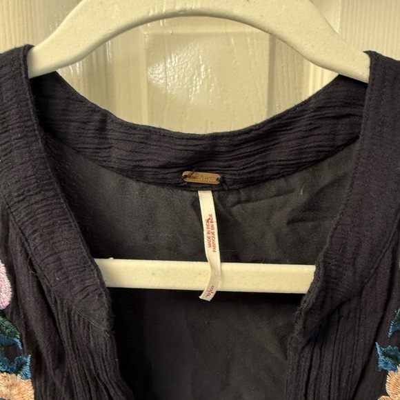 Free People Mia
Embroidered Mini Dress Gauze
Black Small S $128 - Picture 3 of 4